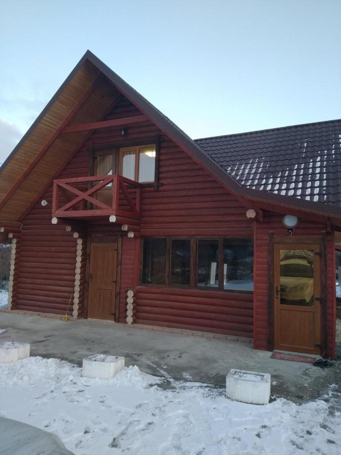 Долина Motel Chornyvody Екстериор снимка