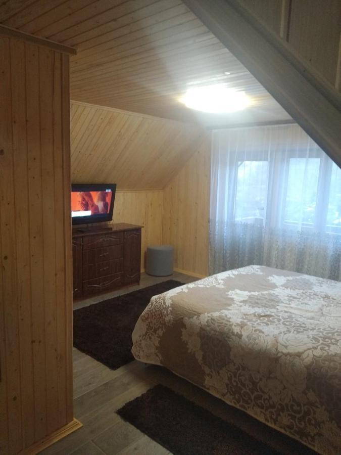 Долина Motel Chornyvody Екстериор снимка