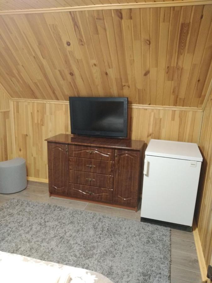 Долина Motel Chornyvody Екстериор снимка